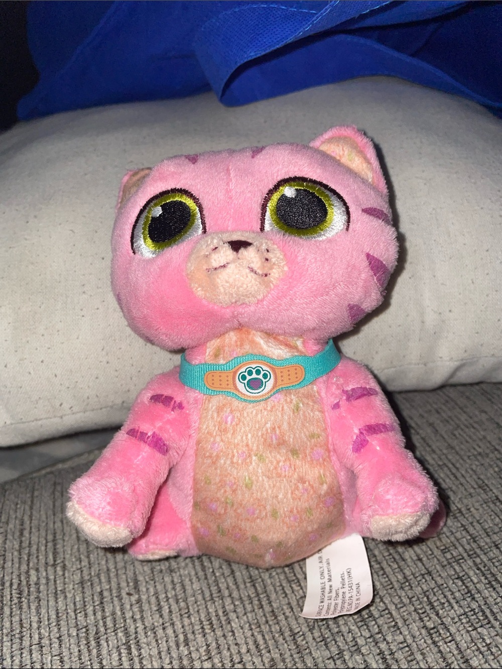 Disney Jr. Wispers the Kitten from Doc McStuffins Pink Plush Kitty w/Teal Collar